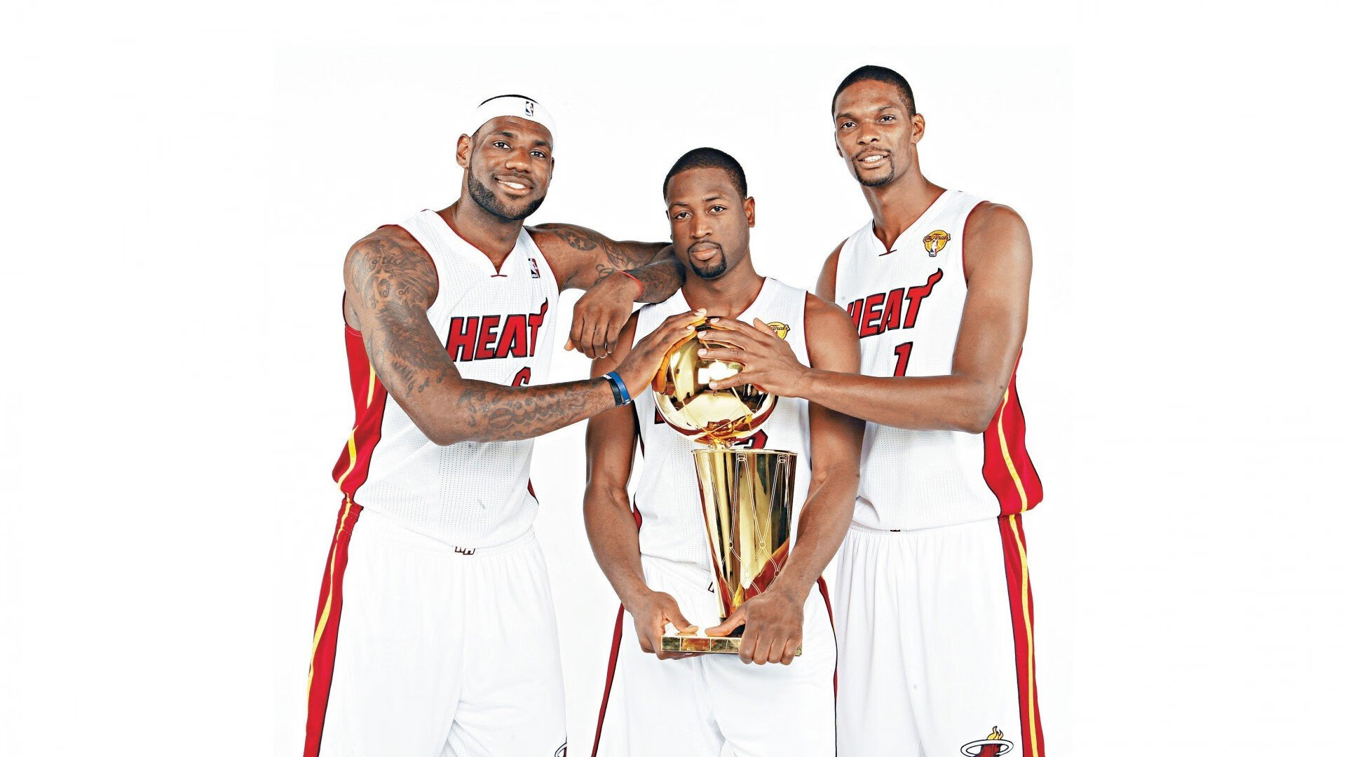 梅西率领迈阿密国际晋级中北美洲及加勒比海冠军杯半决赛，中北美洲及加勒比海冠军联赛奖杯